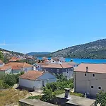 Apartman Coastal Charm: Pazanin *